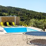 House Sardelic 3* Prigradica