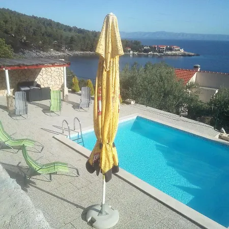 House Sardelic Pensionat Prigradica