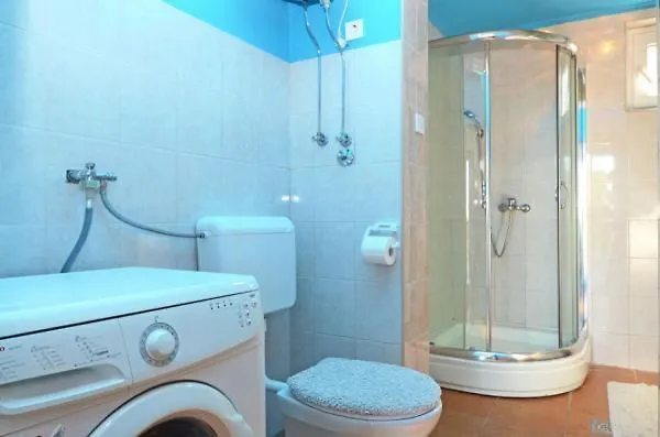 House Sardelic Guest house Prigradica